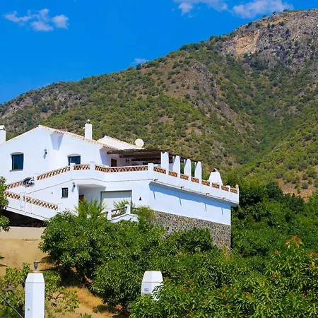 Cortijo Los Madronos Lodge *